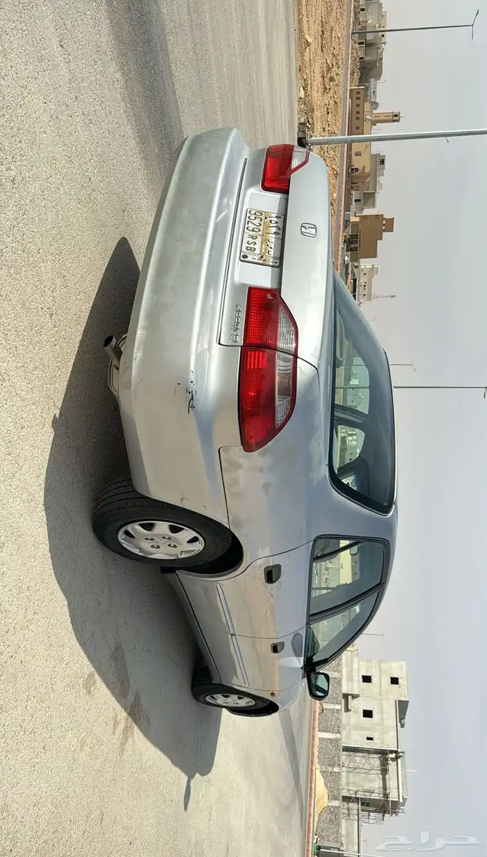 للبيع هوندا اكورد 2002 1