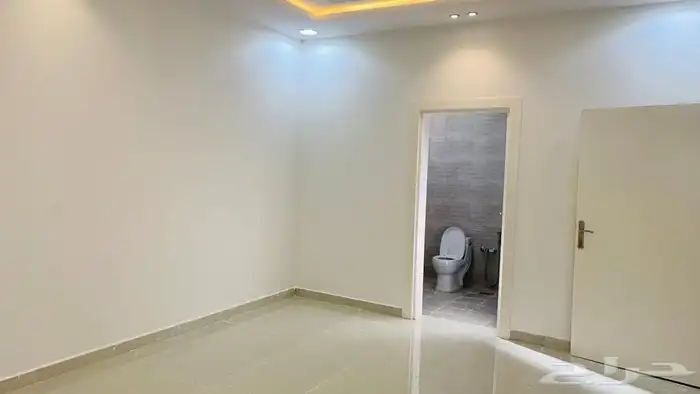 دور علوي بالمجمعه حي المستقبل 4