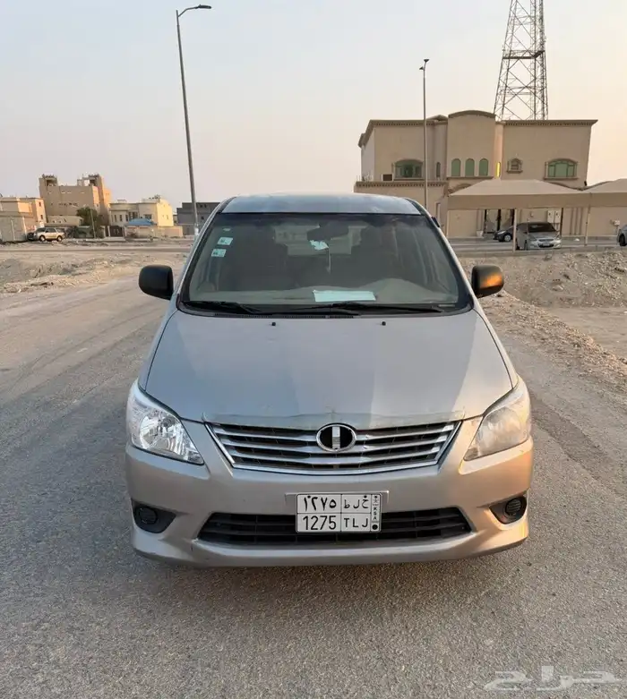 للبيع انوفا 2015 3