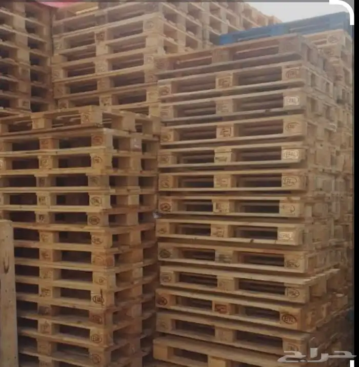 للبيع طبليات بلاستيك نظيفة وخشب 1
