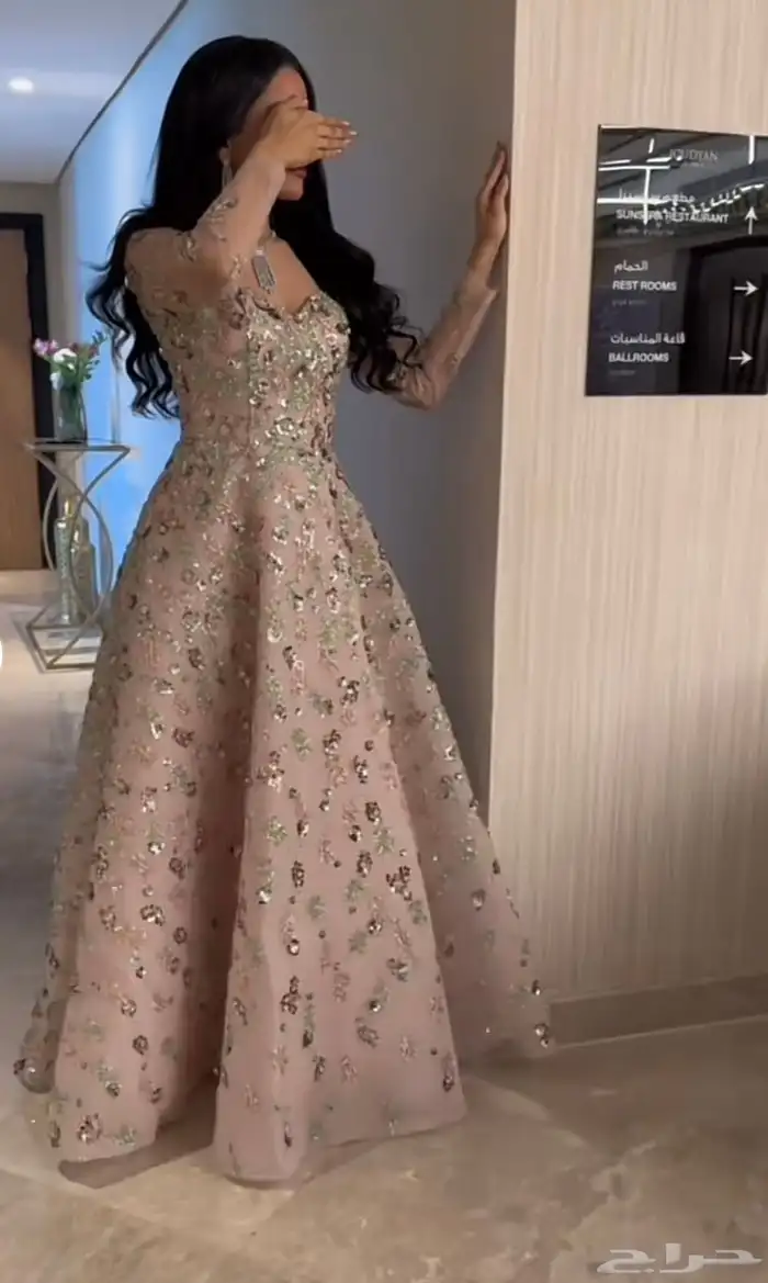 فستان زواج فخم اخذته ب 1300من مصممه 1