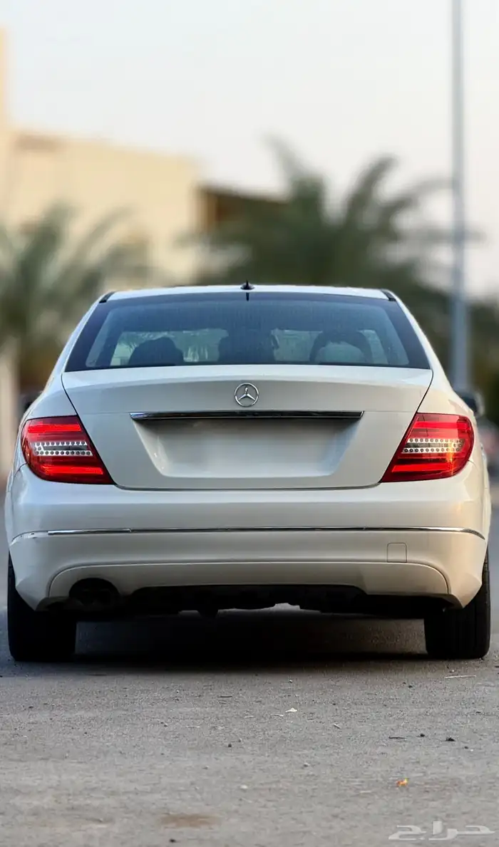 مرسيدس c180 للبيع 2012 3