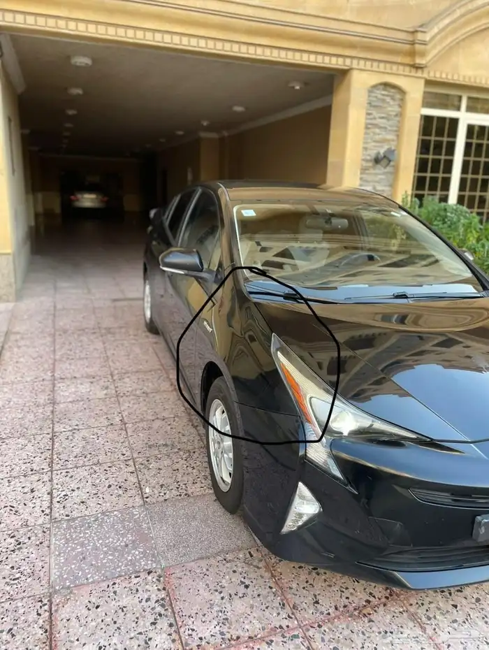 Toyota Prius Hybrid 2017 Dark Black .. 3