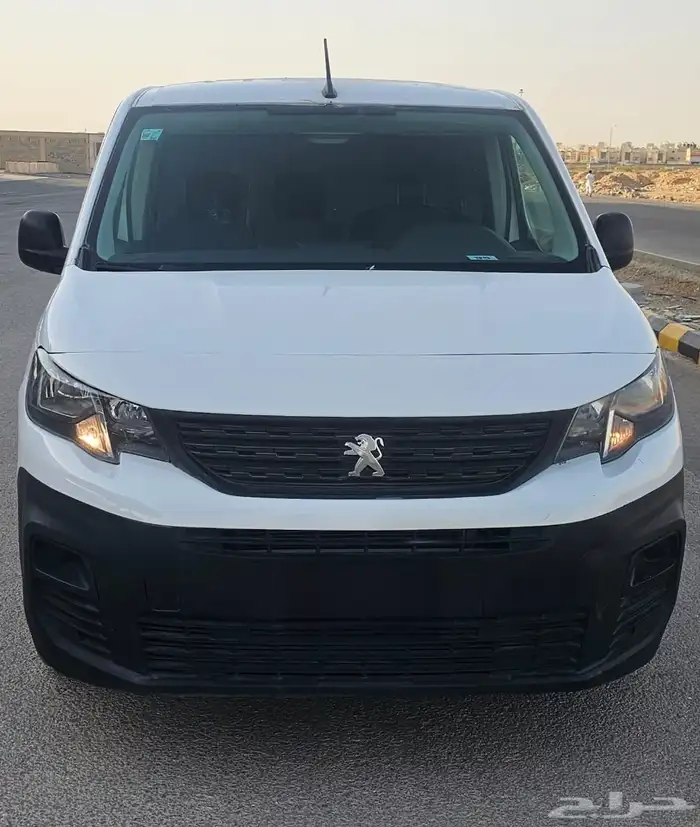 بيجو بارتنر 2022 ديزل بضاعه للبيع 2