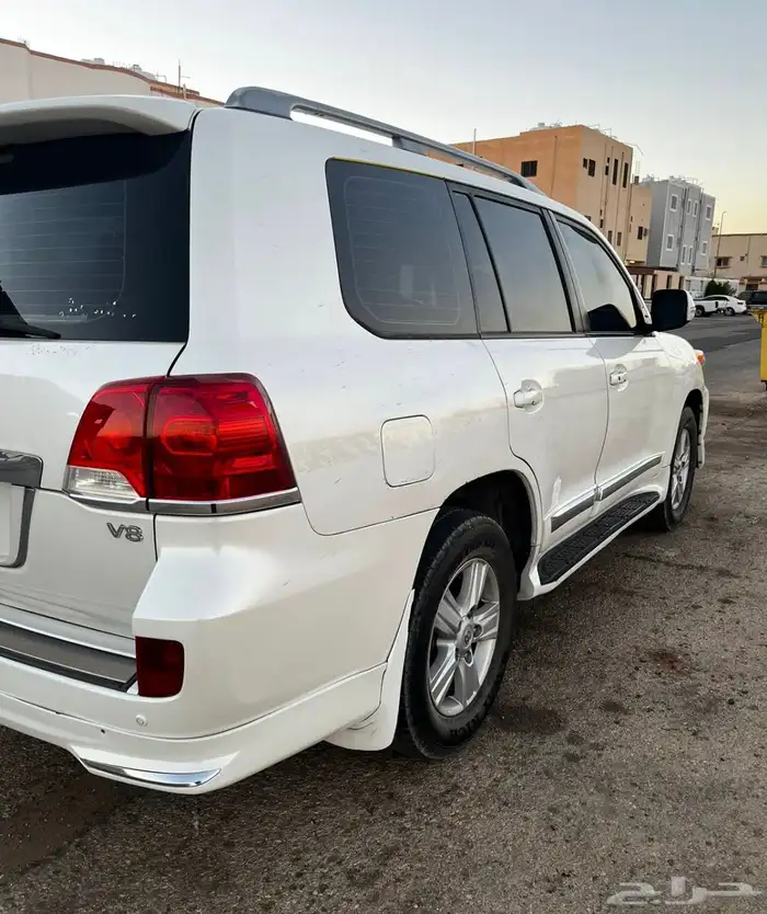 لاندكروزر 2012 4