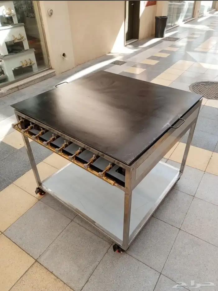 معدات مطاعم افرن غاز افرن مندي طاولة أستيل 17