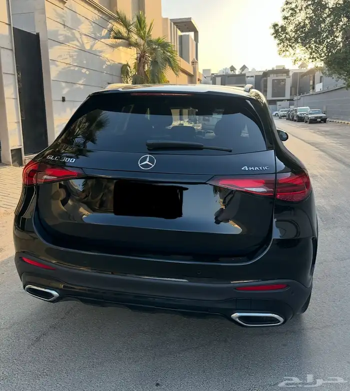 مرسيدس GLC300 AMG موديل 2025 شبه جديد 4