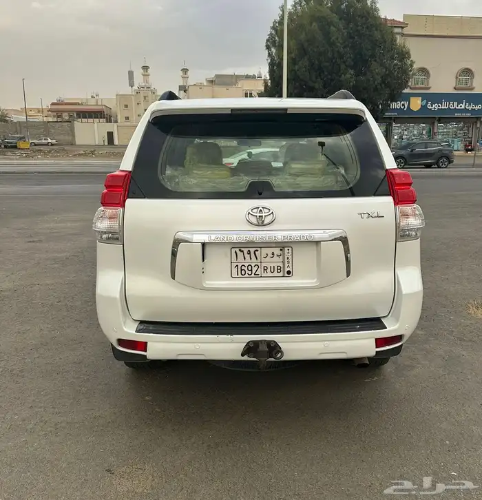 برادو للبيع خميس مشيط 4