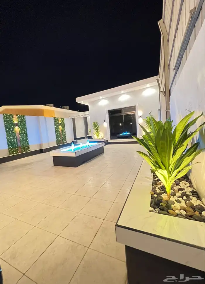 استراحة قسمين للإيجار اليومي 450 1