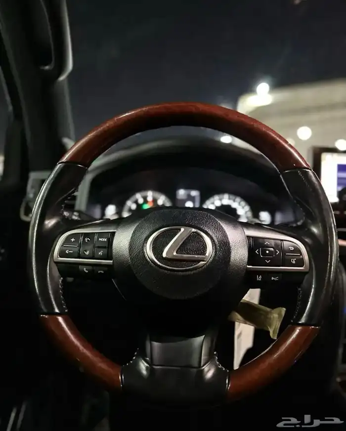 لكزسLX570 موديل2021 12