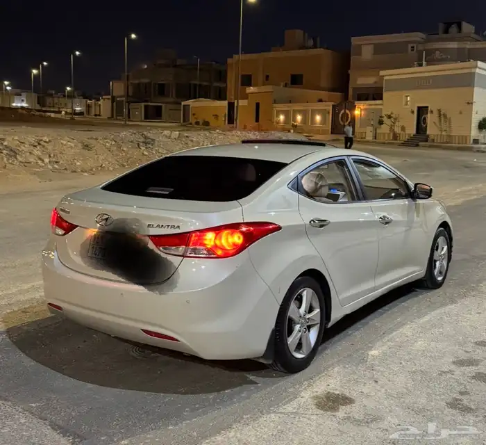 للبيع النترا 2014فل كامل بصمه 1