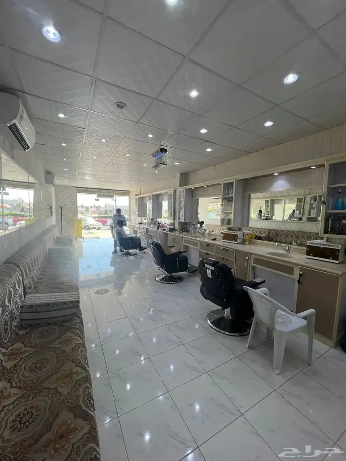 أغراض حلاق للبيع في خيبر الشمالية 3