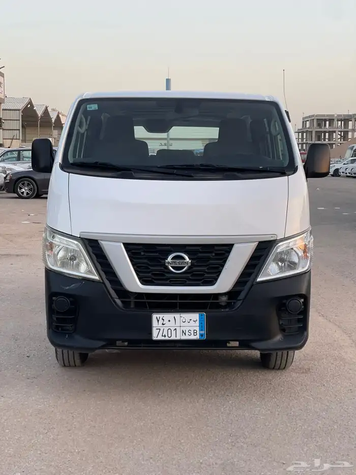 نيسان باص بضاعه 2021 0