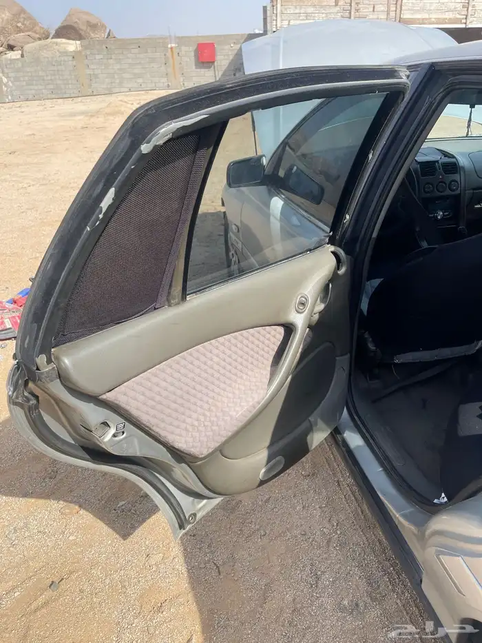 للبيع قطع تشليح كابرس من 2000 ل 2006 V8 على الشرط والضمان 4