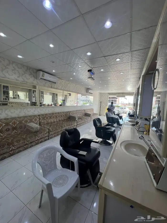 أغراض حلاق للبيع في خيبر الشمالية 2