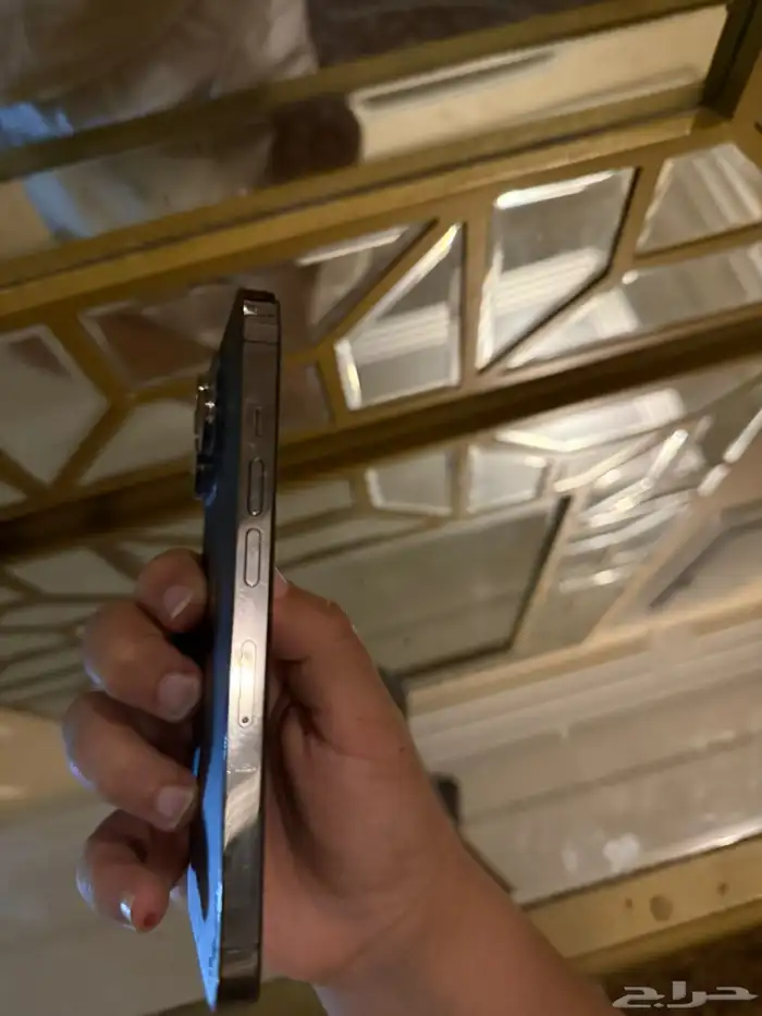 ايفون 13 للبيع أو للبدل زي ماتشوفون مغير شاشه بطاريه 90 منف 0