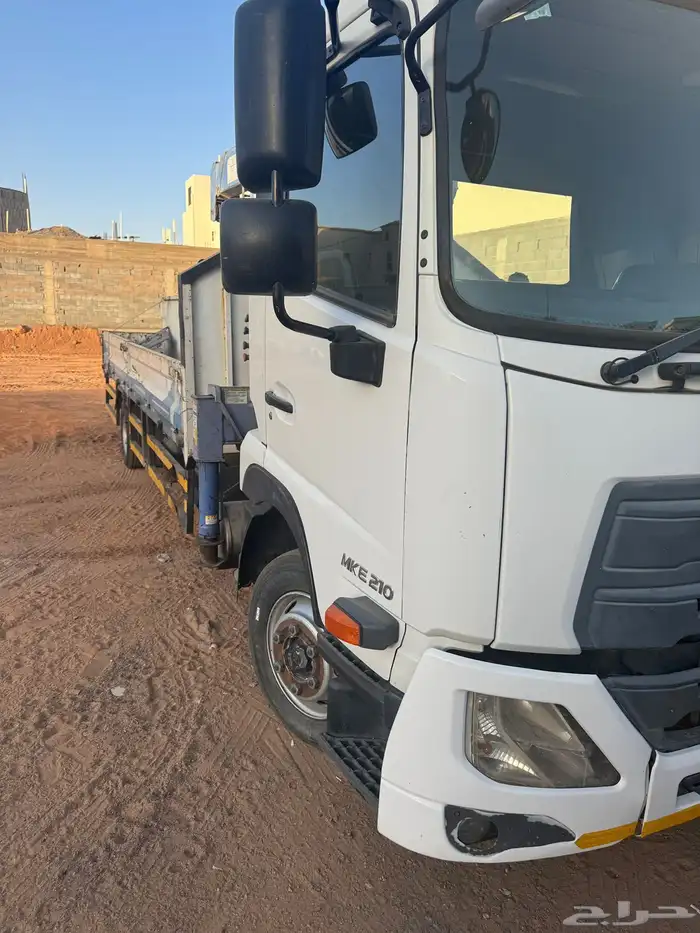 للبيع شاحنة شركة يودي نيسان 2017 وكيل الزاهد 4