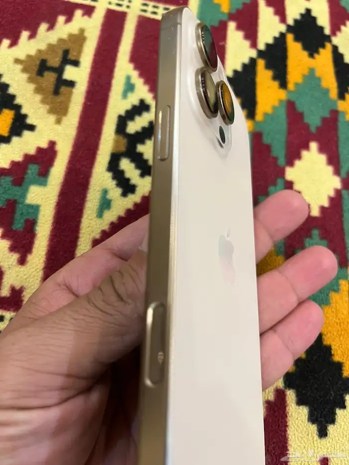 جوال 16 برو ماكس 4