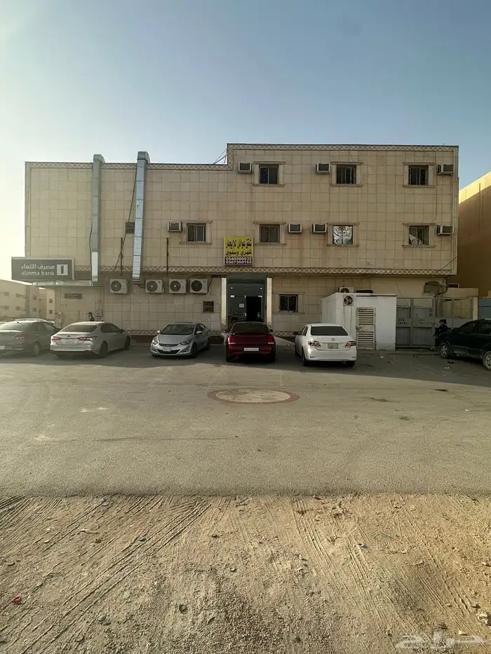 شقق عزاب للايجار بحي المونسيه 0