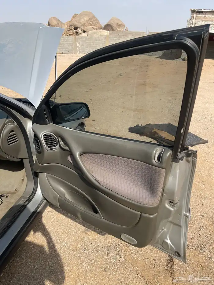 للبيع قطع تشليح كابرس من 2000 ل 2006 V8 على الشرط والضمان 1