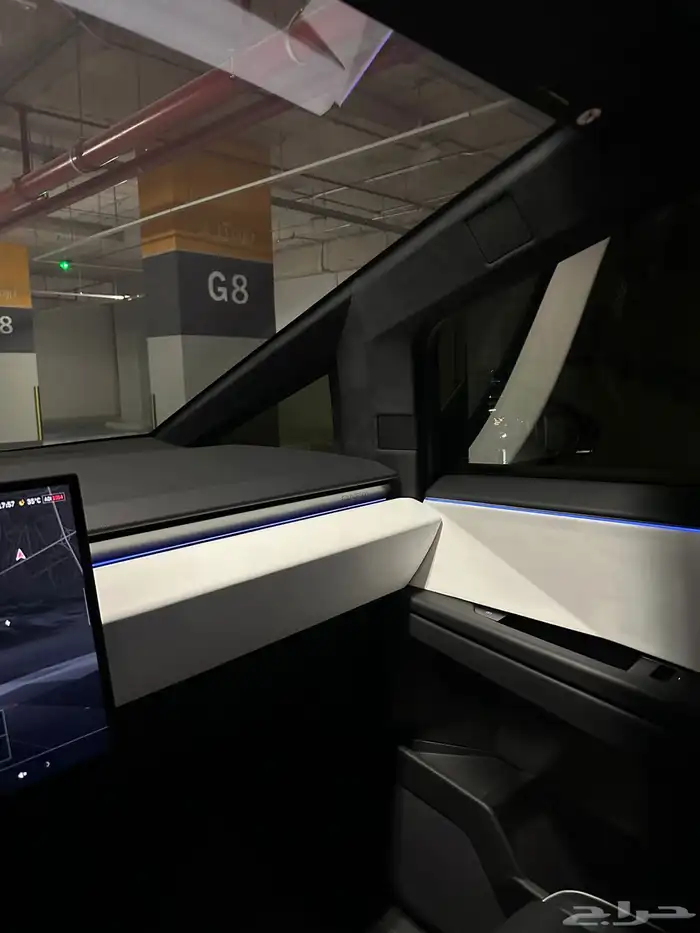 تيسلا سايبرترك Tesla CyberTruck 15
