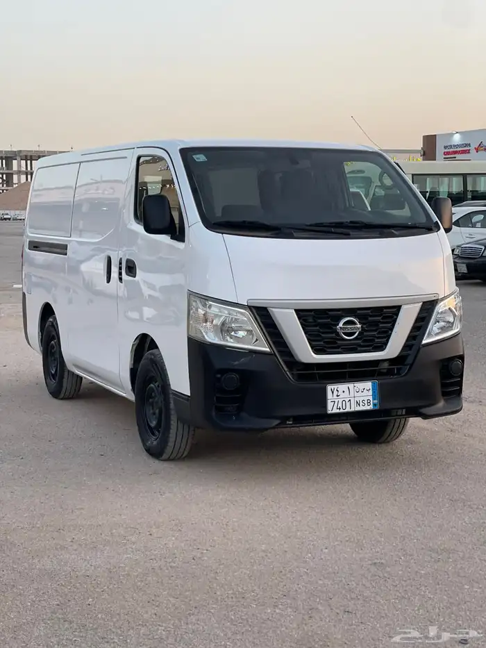 نيسان باص بضاعه 2021 2