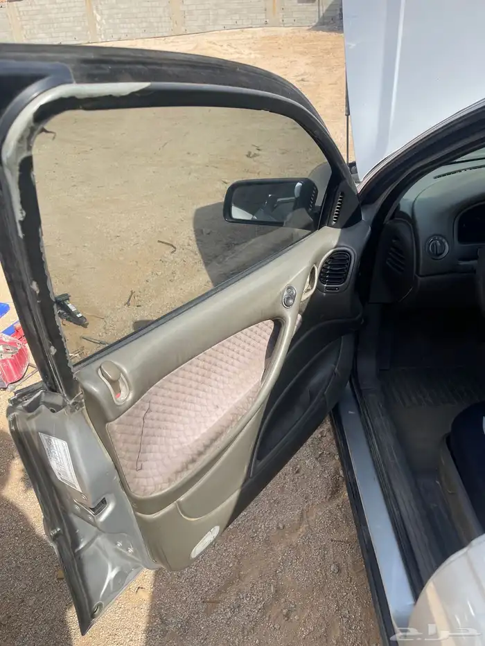 للبيع قطع تشليح كابرس من 2000 ل 2006 V8 على الشرط والضمان 12