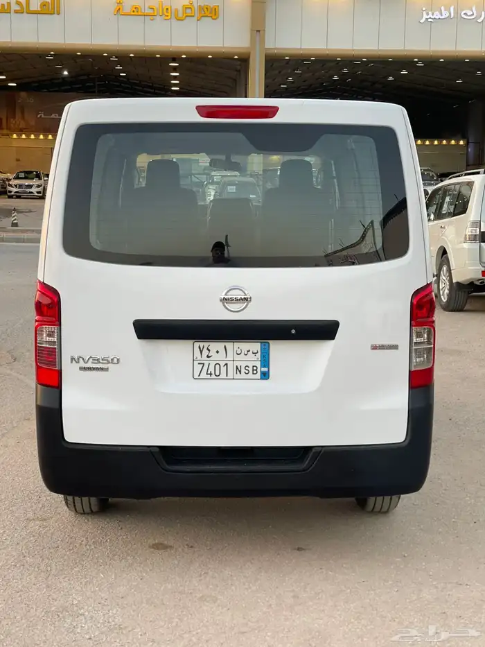 نيسان باص بضاعه 2021 5