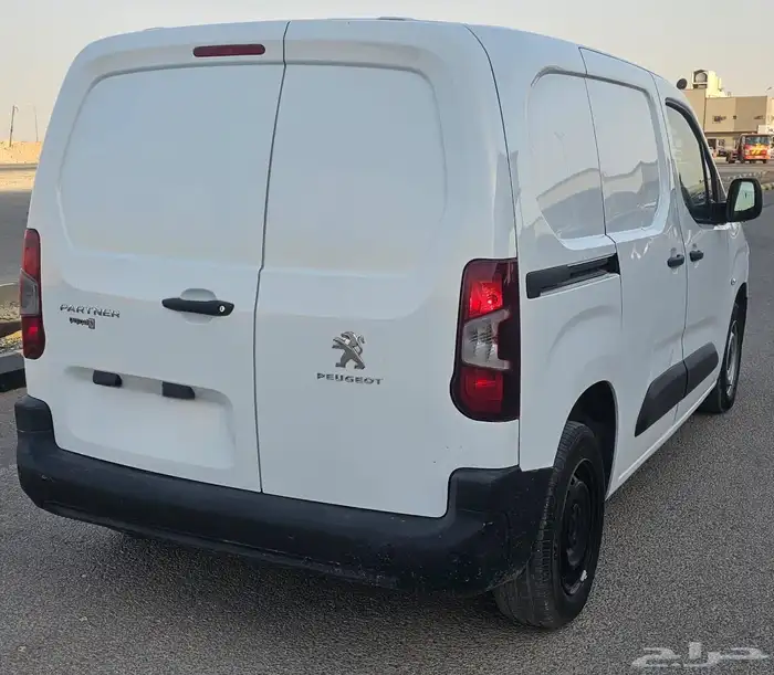 بيجو بارتنر 2022 ديزل بضاعه للبيع 4