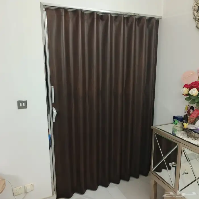 ابواب سحاب أكورديون جلد وبلاستيك ابواب سحب 12