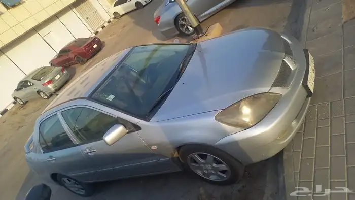 للبيع ميتسوبيشي لانسر موديل 2009 2