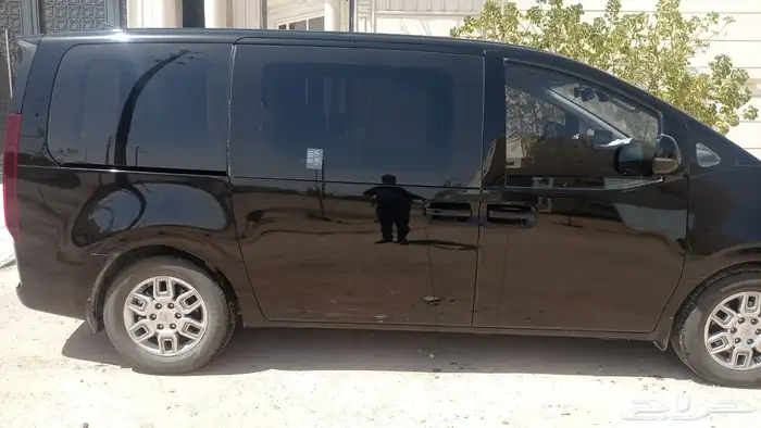 هونداي ستاريا للبيع 4