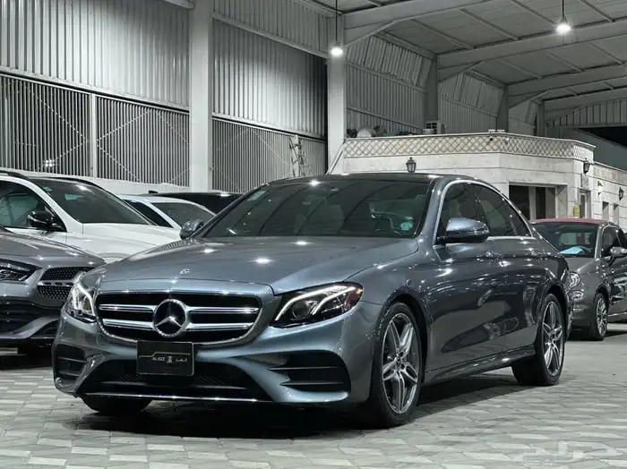 مرسيدس E300 موديل 2019 1