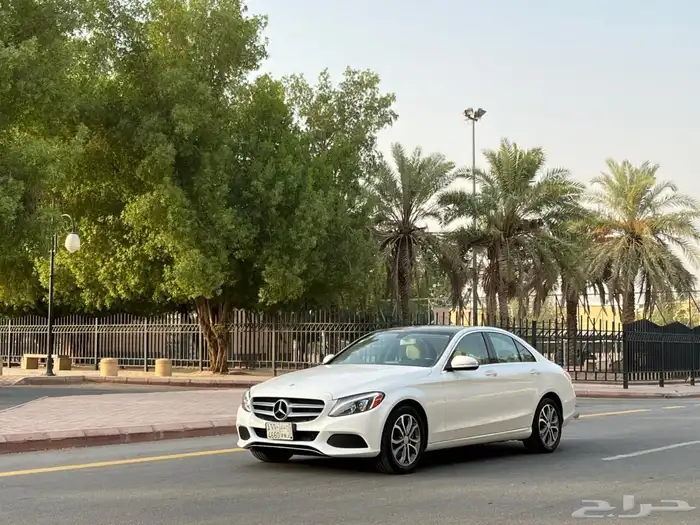 مرسيدس C300 2015 ( بحالة الوكالة ) 31