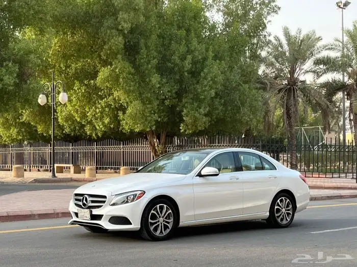 مرسيدس C300 2015 ( بحالة الوكالة ) 16