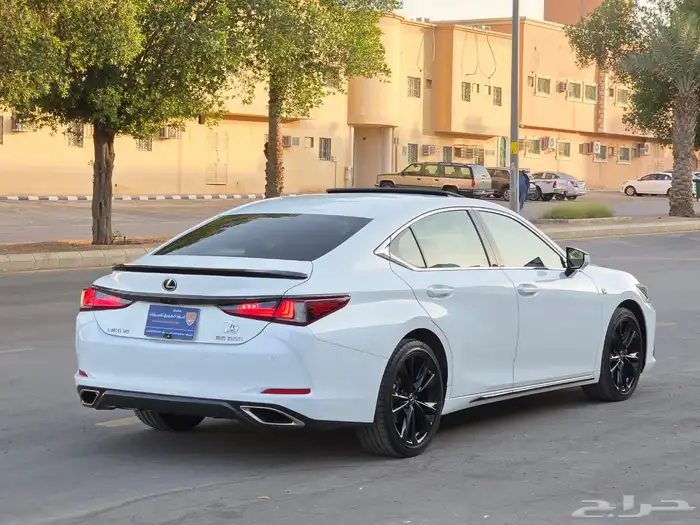 لكزس 2024 ES350 اف اسبورت 5