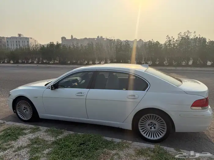 بي ام 740Li 2008 6