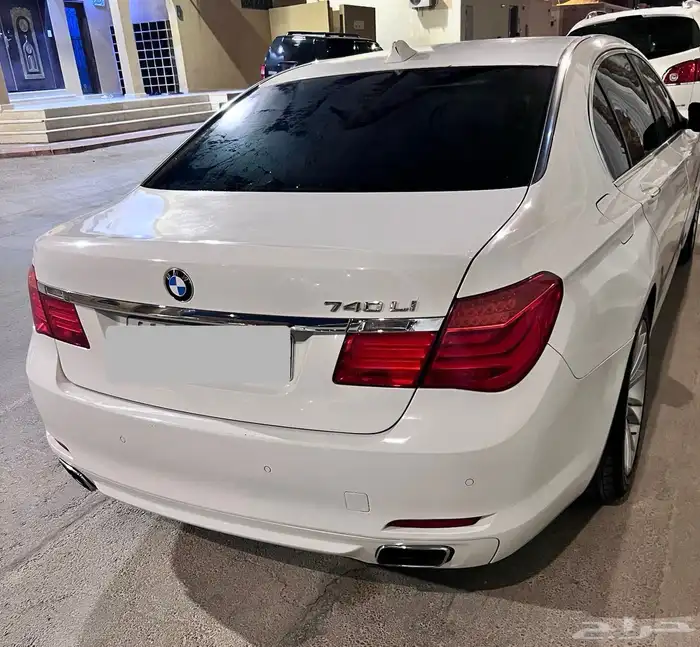 2010 BMW 740Li 1