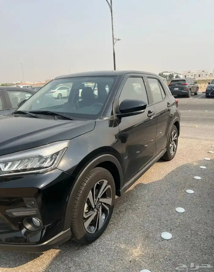 تويوتا رايز 2024 فل كامل للبيع او التنازل اقساط شهرية 3