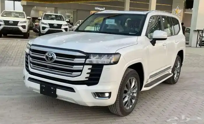 لاندكروزر 2025 1