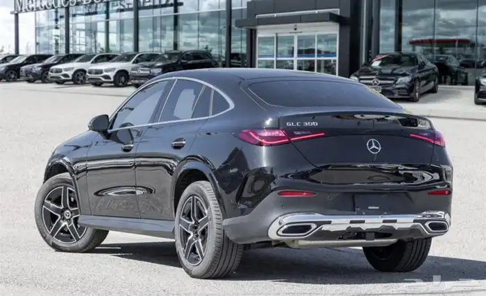 مرسيدس GLC300 Coupe-2025 داخليه جملي  اسود 3