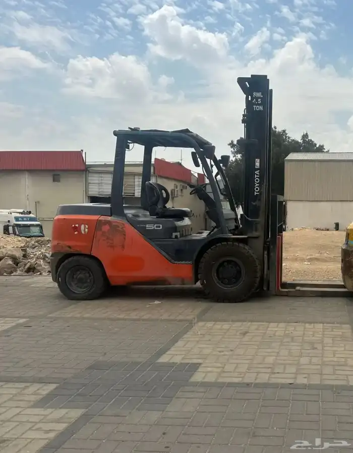 رافعه شوكيه فوركلفت للايجار بالرياض بوكلين صغير كرين 7