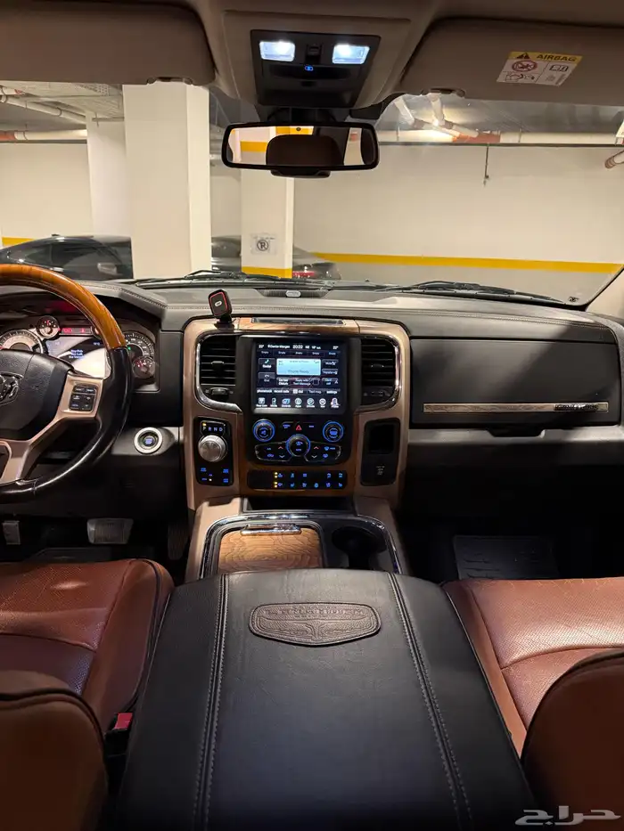 دوج رام لارامي لونق هورن أعلى فئة stored Dodge Ram 26