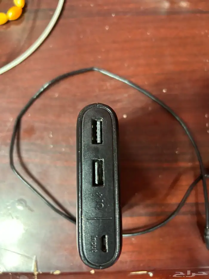 للبيع بطارية متنقلة 2