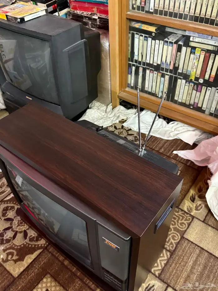 للبيع تلفزيون توشيبا خشب 4