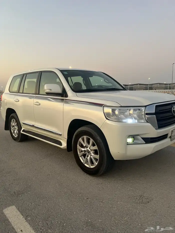 لاندكروزر 2016 V6 0
