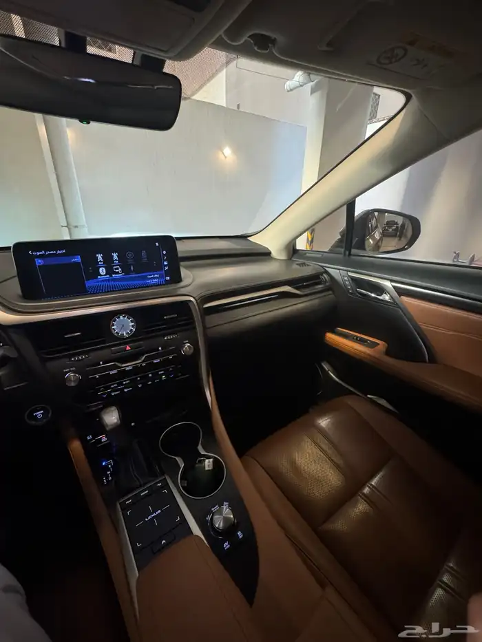 لكزس RX450h موديل 2020 6