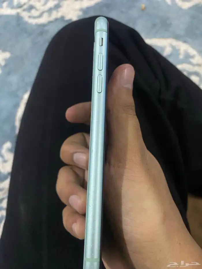 للبيع ايفون 11 4
