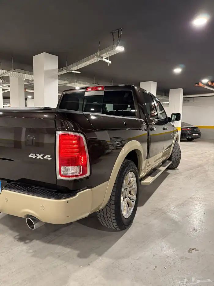 دوج رام لارامي لونق هورن أعلى فئة stored Dodge Ram 4