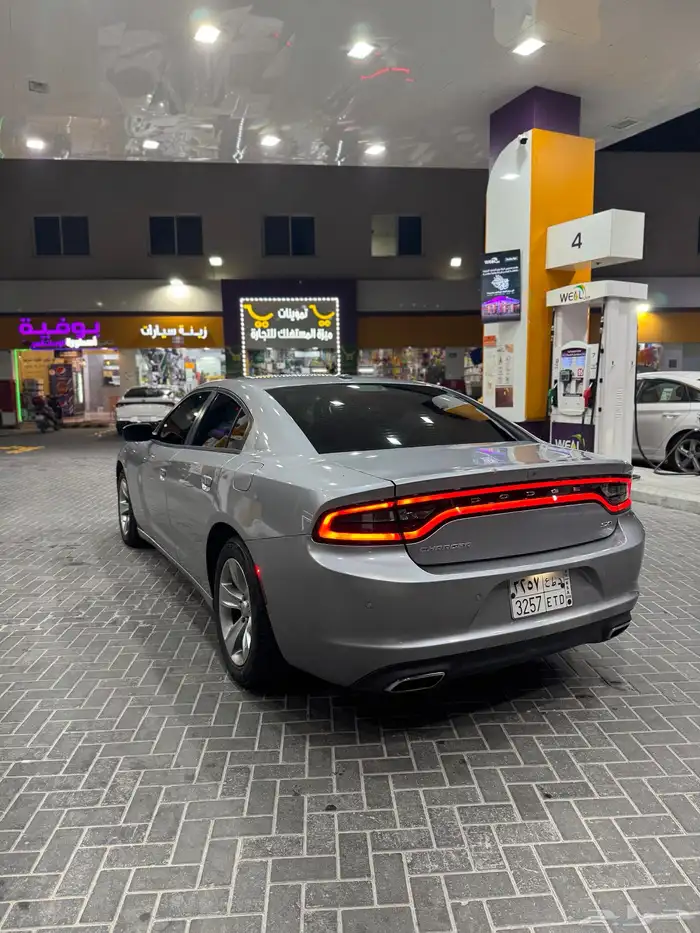 دوج تشارجر 2018 SXT 4